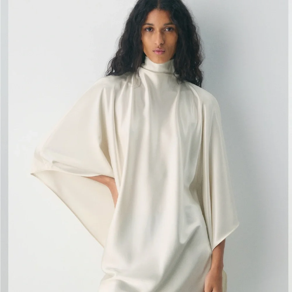 Elegant Cream Women's Dress - Picture 2 of 5